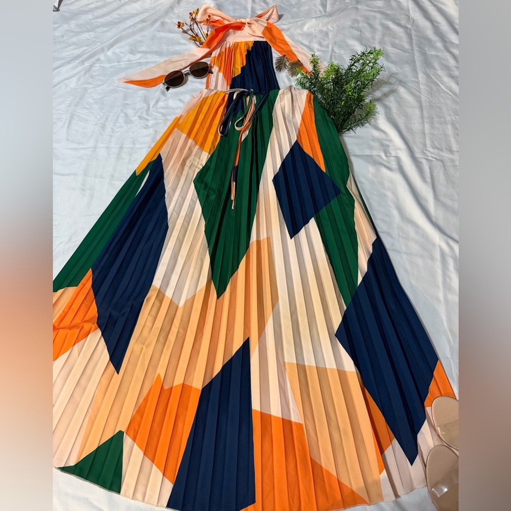 Colorful Geometric Backless Maxi Dress